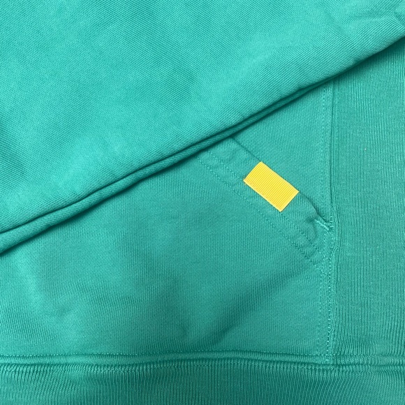 Yllw the label crop sweater size medium relaxed fit - Picture 2 of 6